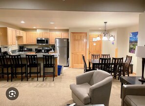 Interior - Grand Timber Lodge, 12/20-12/27, 2025. Ski in/out at Breckenridge. (Breckenridge)