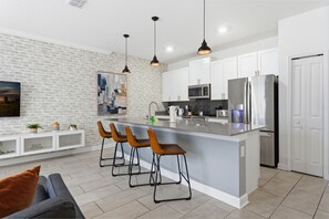 Fridge, microwave, oven, stovetop - Chic 4BR Disney Retreat with Pool, Mickey Rooms (Kissimmee)