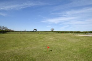Golf - 3 Bed in Beeford (oc-t30891) (Beeford)