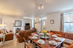 Dining - 3 Bed in Tufton (oc-m30956) (Tufton)