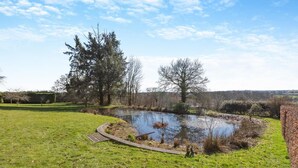 Property grounds - 2 Bed in East Anstey (oc-k31022) (East Anstey)