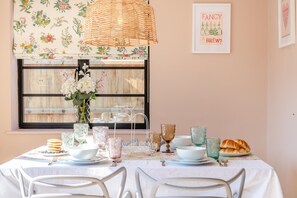 Dining - 2 Bed in North Wootton (oc-g30973) (North Wootton)
