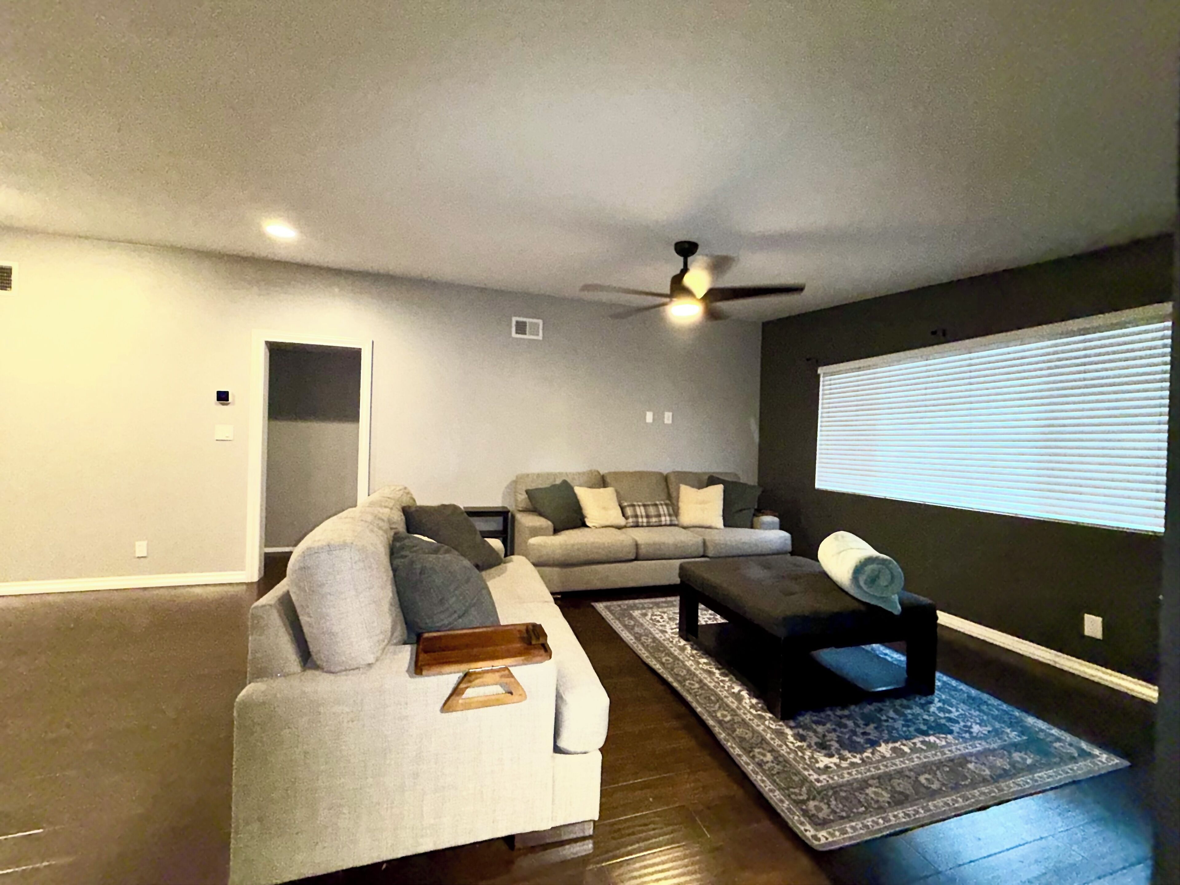Modern Desert Retreat With All Amenities - Lancaster, CA