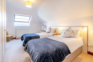 3 bedrooms, travel cot, free WiFi, bed sheets - 3 Bed in Kingsbarns (oc-k30925) (Kingsbarns)