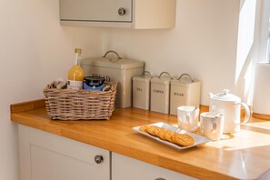 Dining - 1 Bed in Ravenscar (oc-p30830) (Fylingdales)