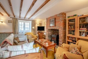 TV - 2 Bed in Corfe Castle (oc-a30970) (Corfe Castle)