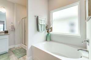 Towels - Golf Cart Included! Home Near Beach in Port St Joe (Port St Joe)
