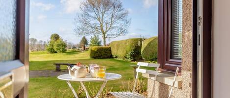 屋外ダイニングエリア