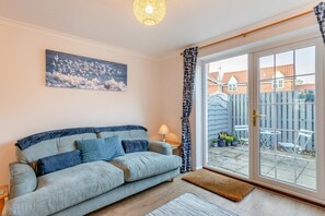 TV - 2 Bed in Snettisham (oc-d31668) (Snettisham)