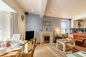 TV - 2 Bed in Saundersfoot (oc-s31737) (Saundersfoot)