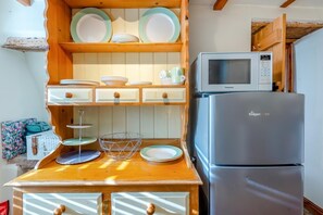Interior - 1 Bed in Starkholmes (oc-q30994) (Matlock Bath)