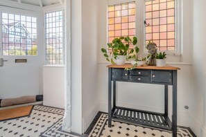 Interior - 2 Bed in Scarborough (oc-f31046) (Scarborough)
