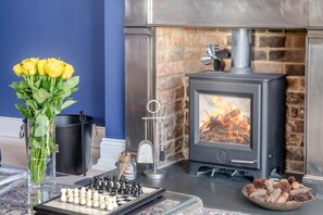 Interior - 2 Bed in Scarborough (oc-f31046) (Scarborough)
