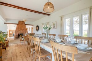 Dining - 5 Bed in Postwick (oc-w30947) (Postwick)