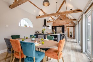 Dining - 2 Bed in Barton Turf (oc-i29127) (Neatishead)