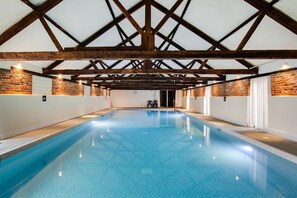 Pool - 2 Bed in Barton Turf (oc-i29127) (Neatishead)