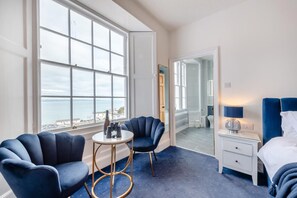 Iron/ironing board, travel cot, free WiFi - 6 Bed in Tenby (oc-c31800) (Tenby)