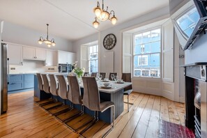 Dining - 6 Bed in Tenby (oc-c31800) (Tenby)