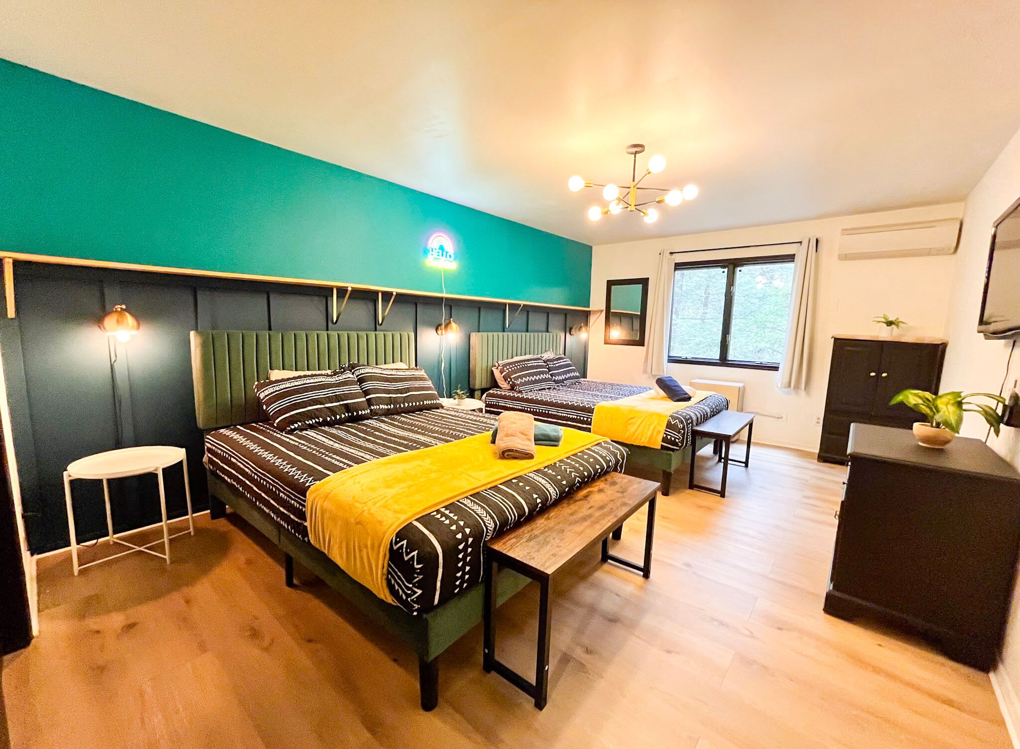 Fer et planche à repasser, Wi-Fi, draps fournis