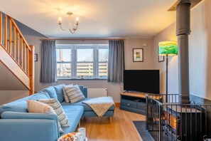 TV - 2 Bed in Little Haven (oc-i31766) (Little Haven)
