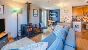 TV - 2 Bed in Little Haven (oc-i31766) (Little Haven)