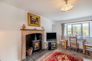 Interior - 2 Bed in Windermere (oc-c31666) (Crook)