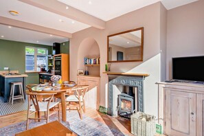 Dining - 2 Bed in Holbrook (oc-31111) (Lower Holbrook)