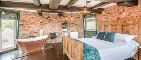 Bügeleisen/Bügelbrett, kostenloses WLAN, Bettwäsche