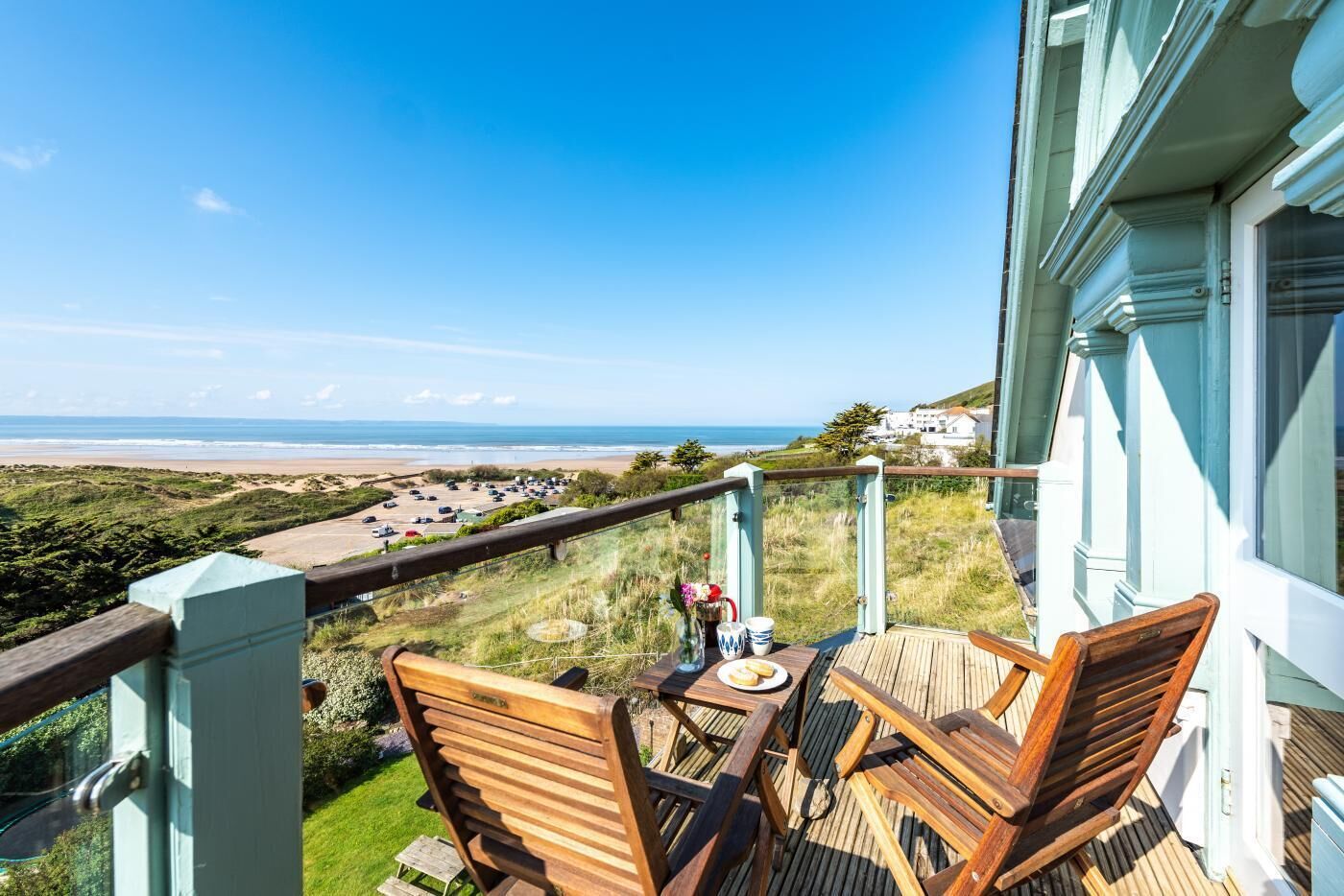 المنطقة المحيطة بالمنشأة