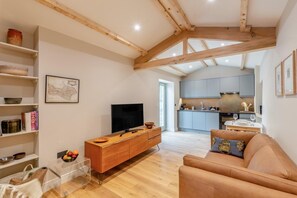 TV - 1 Bed in Burtersett (oc-i31827) (Burtersett)