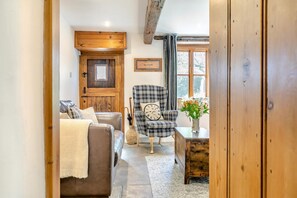 Interior - 1 Bed in Longnor (oc-g31026) (Longnor)