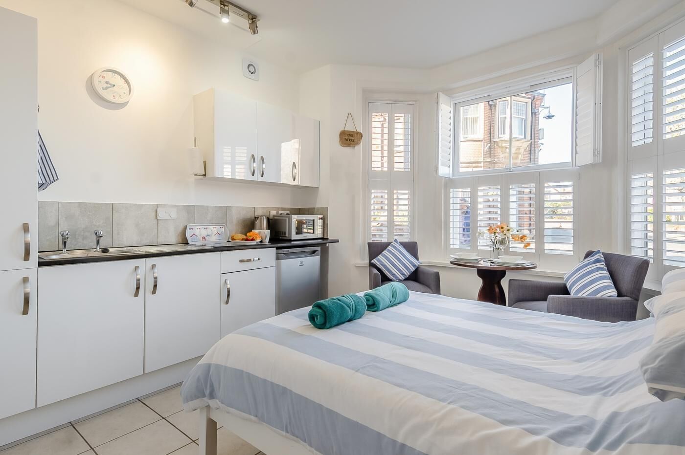 Bügeleisen/Bügelbrett, kostenloses WLAN, Bettwäsche