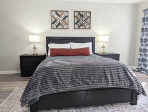 Unclassified image, 4 of 13, button - Rucker's Retreat (Enterprise)