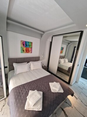 Apartment, 1 Bedroom, Smoking, Balcony - Luxury Apartment in Attiki, (Athens)