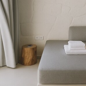 أغطية فراش متميزة وألحفة محشوة بالريش وأسرّة سليكت كومفورت وميني بار