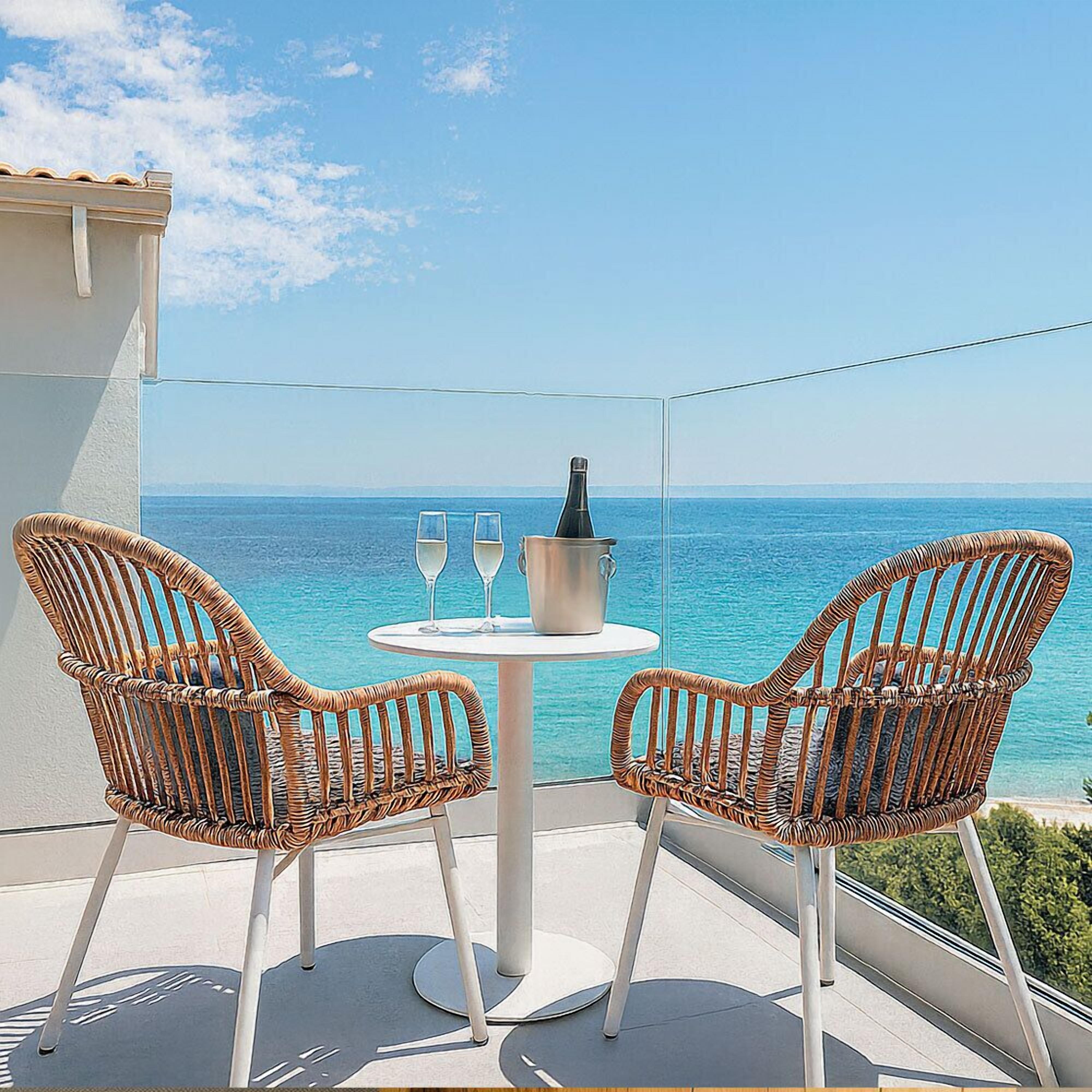 Deluxe Suite, 1 Queen Bed with Sofa bed, Balcony, Sea View | Premium bedding, down comforters, Select Comfort beds, minibar