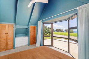 3 室のベッドルーム、WiFi (無料)