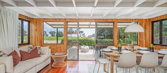 Hosts on the Coast Roy's Beachfront Villa