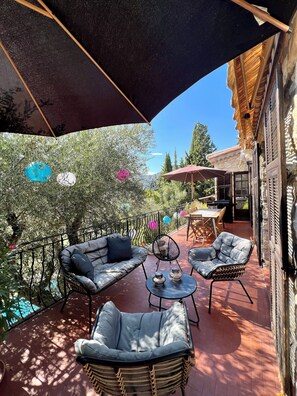 Terrace/patio - Near Nice large private villa and pool (Drap)