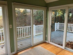 Interior - NEW LISTING! Newly-updated, comfy 3BR house minutes from Humarock Beach (Marshfield)