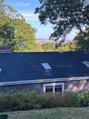 Property grounds - NEW LISTING! Newly-updated, comfy 3BR house minutes from Humarock Beach (Marshfield)