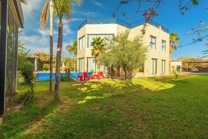 Exterior - Royal Majum Dar Villa - Heated Pool, Jacuzzi, Cinema (Marrakesh)