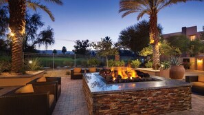 Terrace/patio - Experience the Magic of Palm Desert at Marriott's Shadow Ridge Villages- 2 Bd. (Palm Desert)