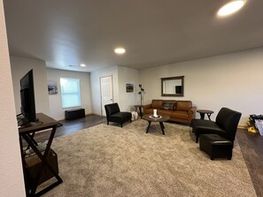 Living area - New construction within walking distance of downtown. (Saratoga)