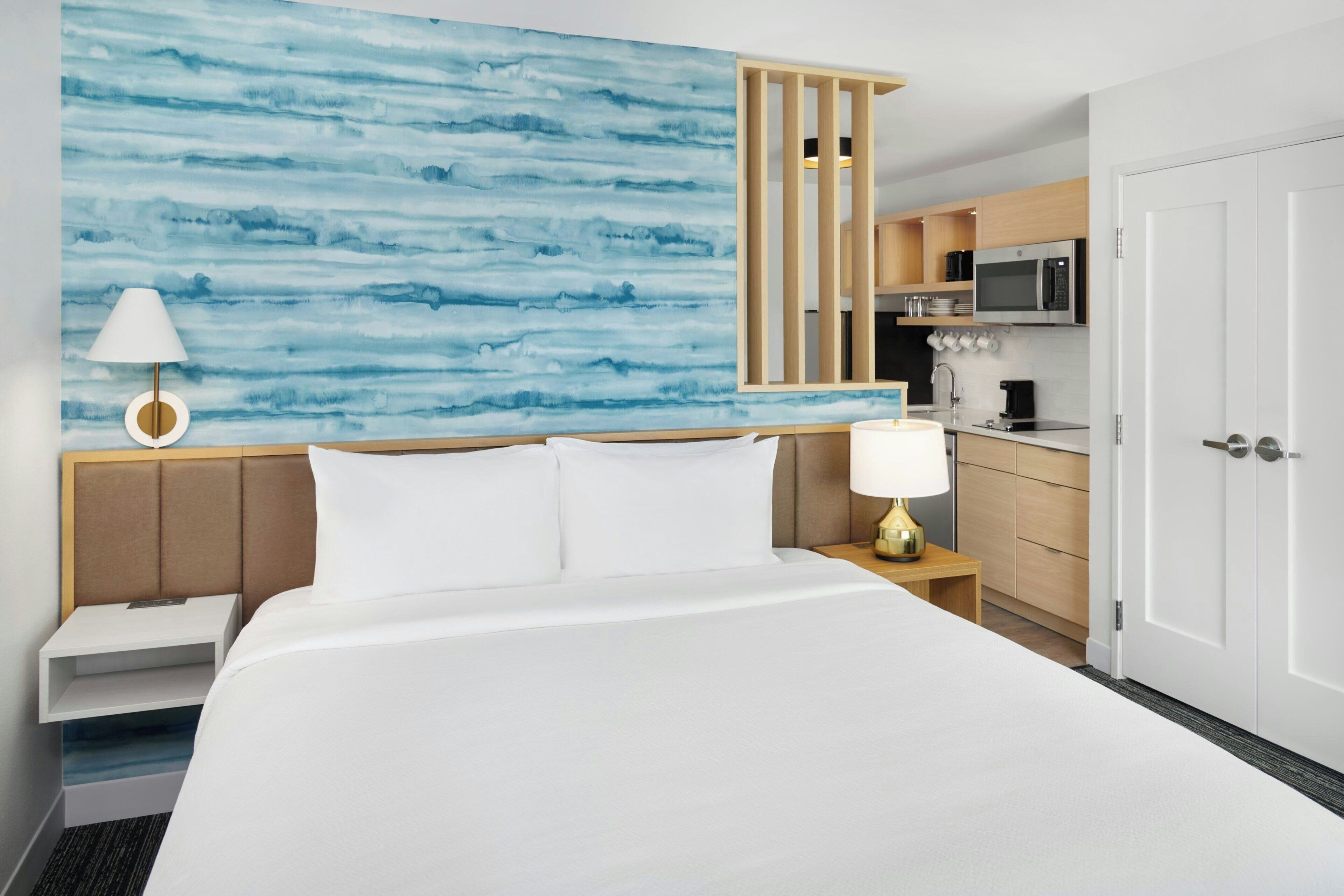 Studio suite, 1 kingsize bed met slaapbank | Luxe beddengoed, een kluis op de kamer, een bureau, een laptopwerkplek