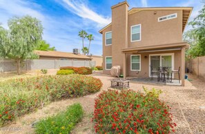 Terrace/patio - Quiet & Safe Single Family Home Near Desert Ridge (Phoenix)
