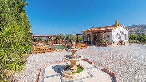 Terrace/patio - Villa Covadonga Vélez-Málaga by Ruralidays (Málaga)