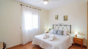 Iron/ironing board, travel cot, WiFi - El Ranchito Torrox by Ruralidays (Málaga)