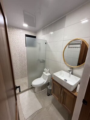 Shower, hair dryer, towels, soap - Entire rental unit in Puerto Plata, Dominican Republic (Puerto Plata)