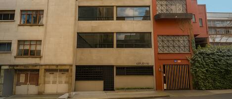 Overnatningsstedets facade